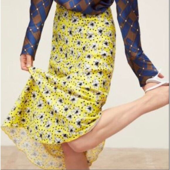 Zara EUC Floral Print A-Line Midi Skirt Yellow Size Size M Bloggers Fav - Picture 4 of 15